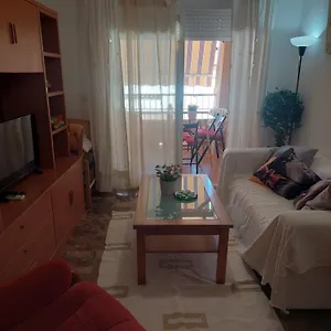 Piso Centrico Con Piscina Y Cochera Almuñécar